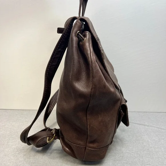 Vintage Fossil 1954 Classic Brown Pebbled Leather Backpack 75082 Brass Key - Picture 10 of 16